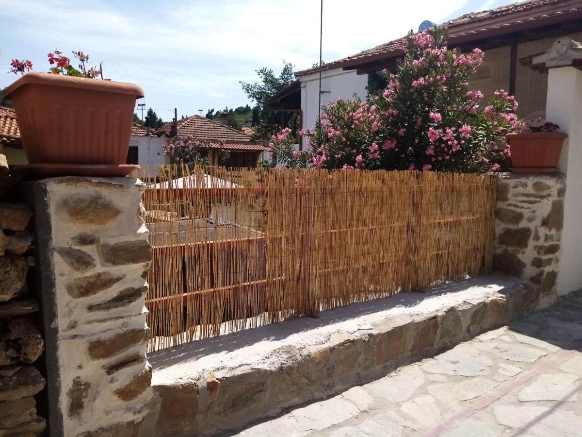 Petrino1880 Sea-Vacation Apartment In Chalkidiki Agios Nikolaos  Exterior photo