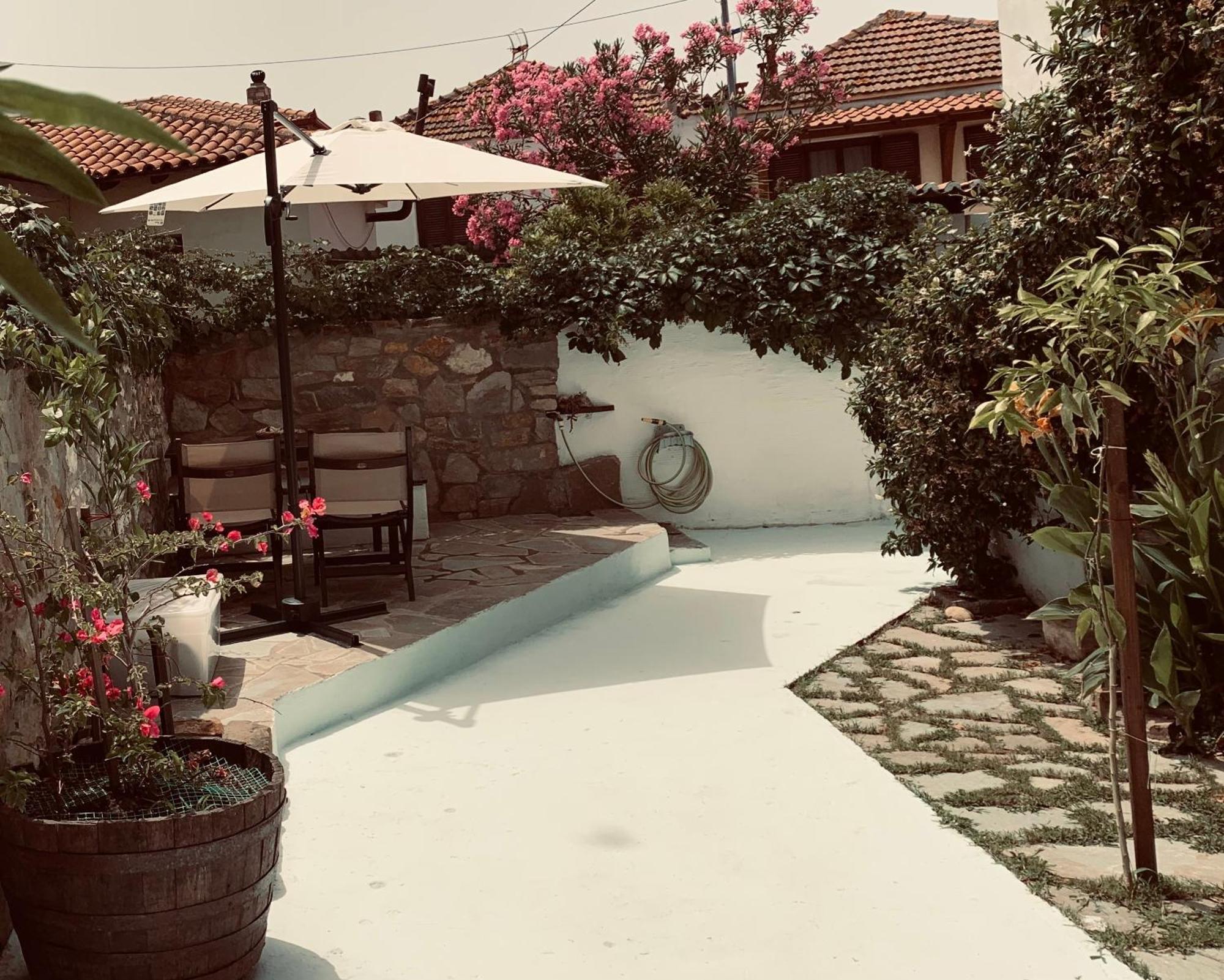 Petrino1880 Sea-Vacation Apartment In Chalkidiki Agios Nikolaos  Exterior photo